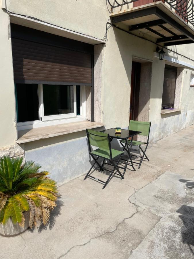 Agreable 2 Pieces En Ville Comme A La Campagne Nice Exterior foto